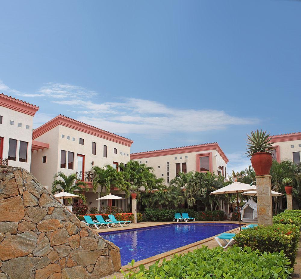 Las Sirenas Hotel And Condos West Bay Luaran gambar